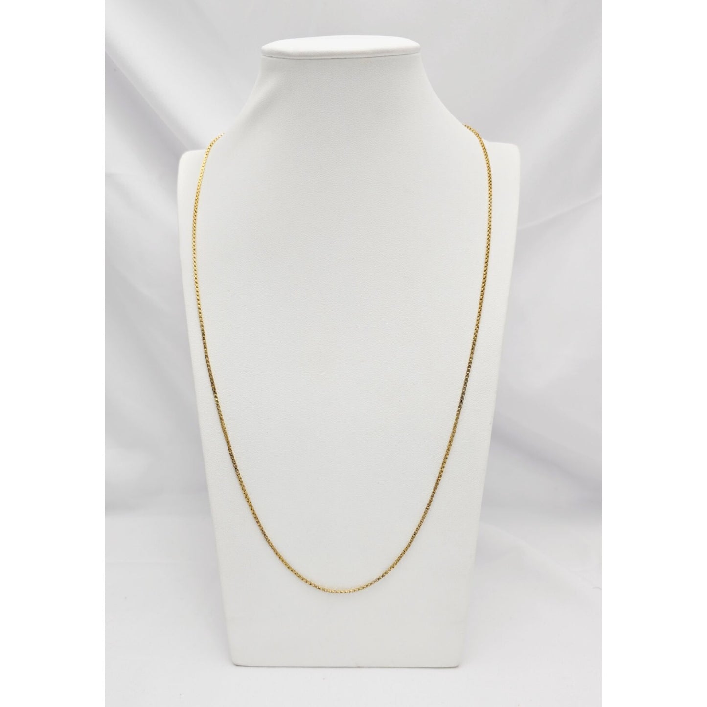 14K Yellow Gold Box Link Chain Necklace