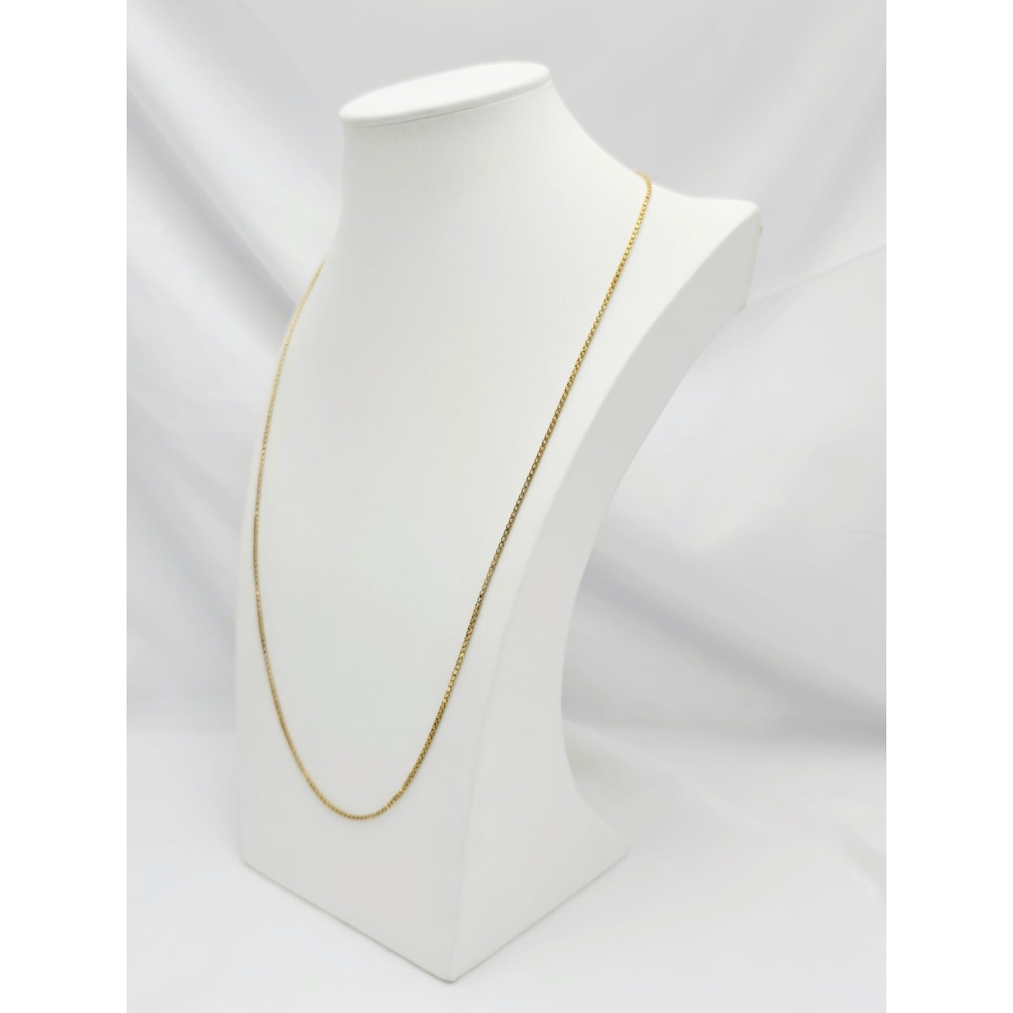 14K Yellow Gold Box Link Chain Necklace