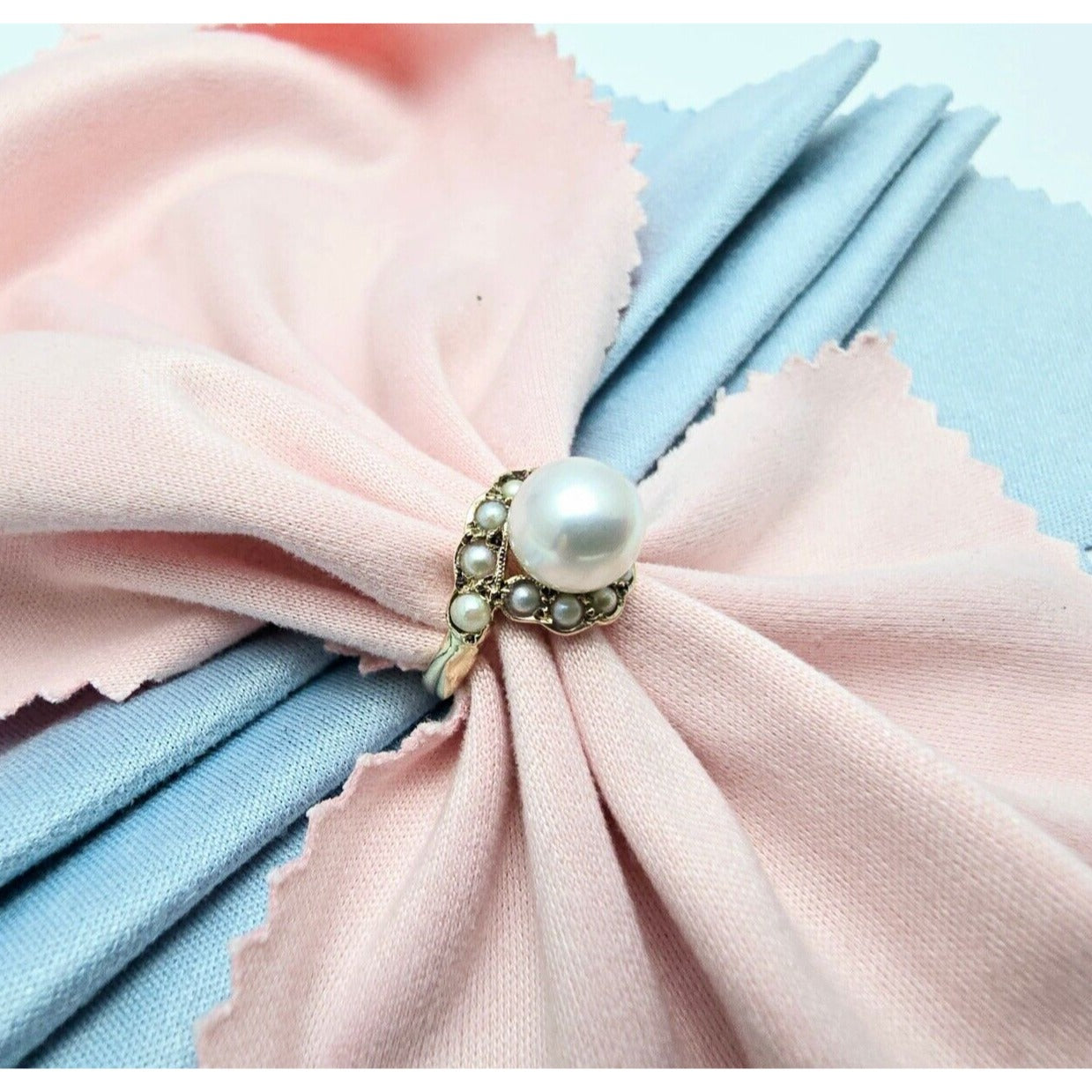 Vintage 14K Yellow Gold Round Pearl Ring