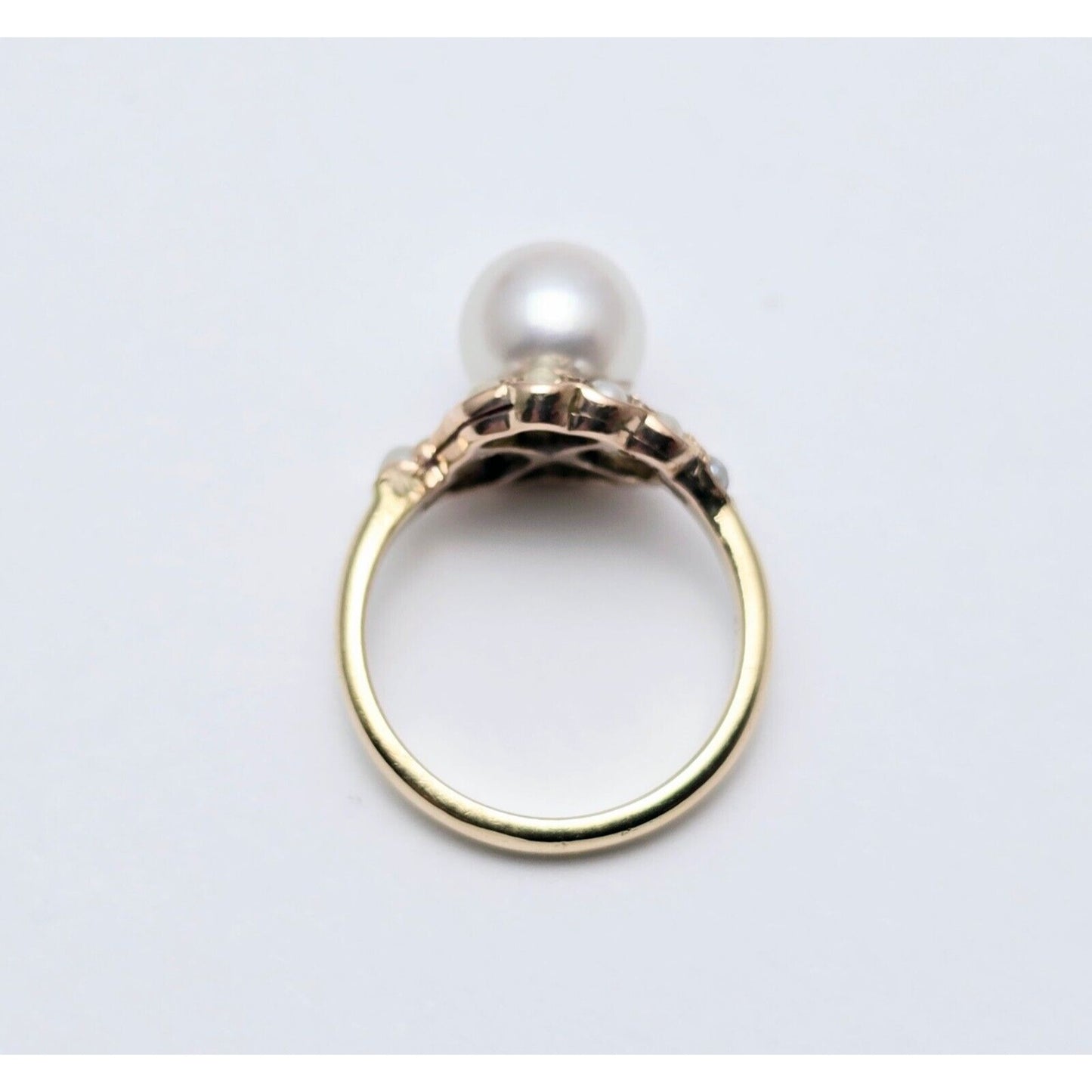 Vintage 14K Yellow Gold Round Pearl Ring