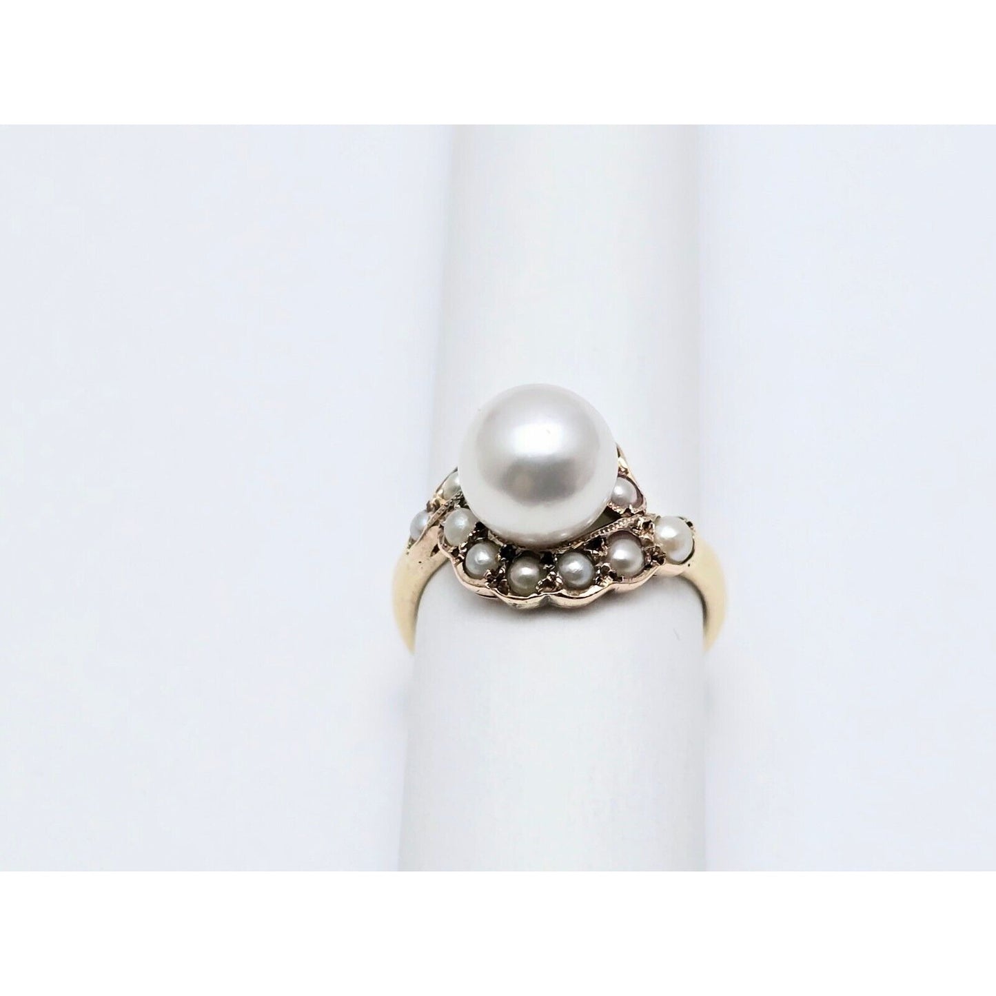 Vintage 14K Yellow Gold Round Pearl Ring