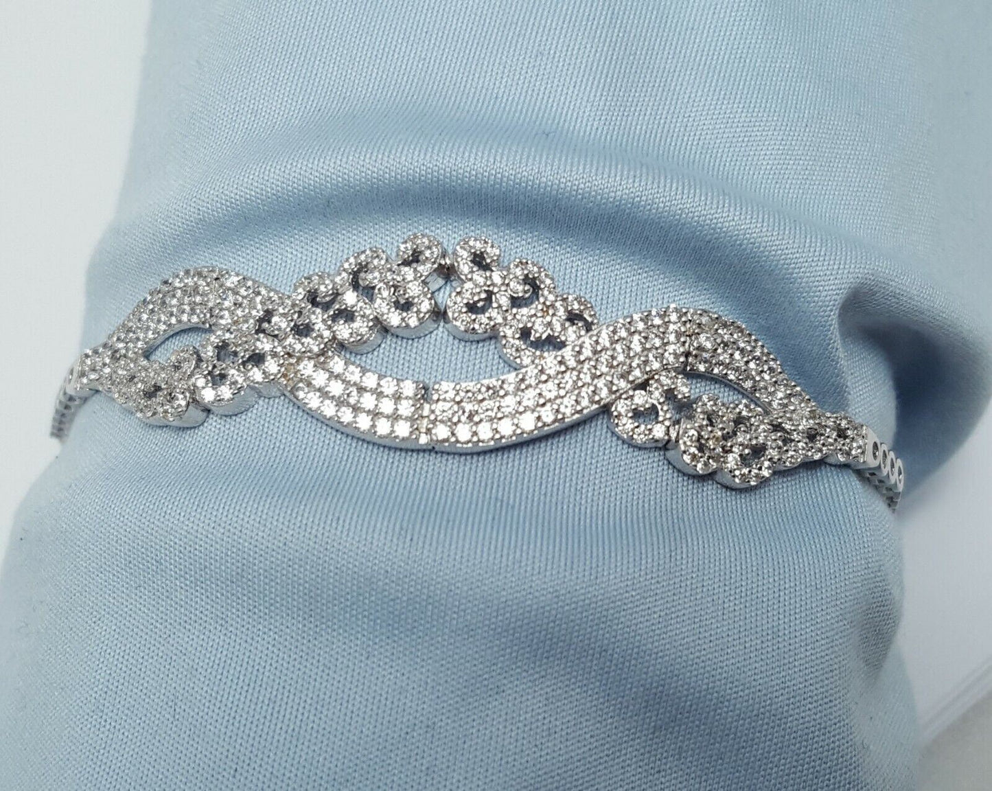 18K White Gold Designer Flat Cubic Zirconia Bracelet