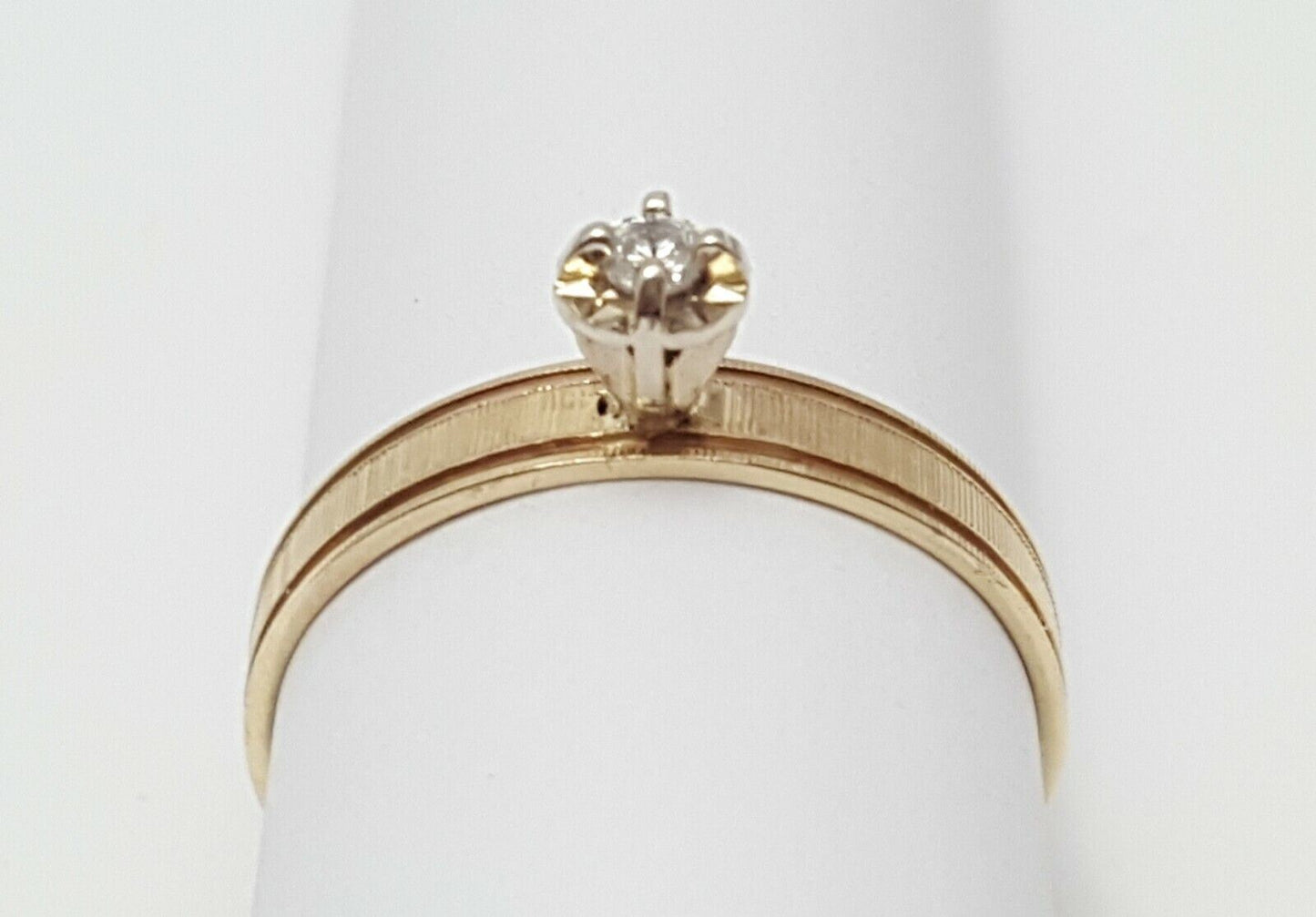 14K Solid Yellow Gold Engagement Solitaire Cubic Zirconia Ring