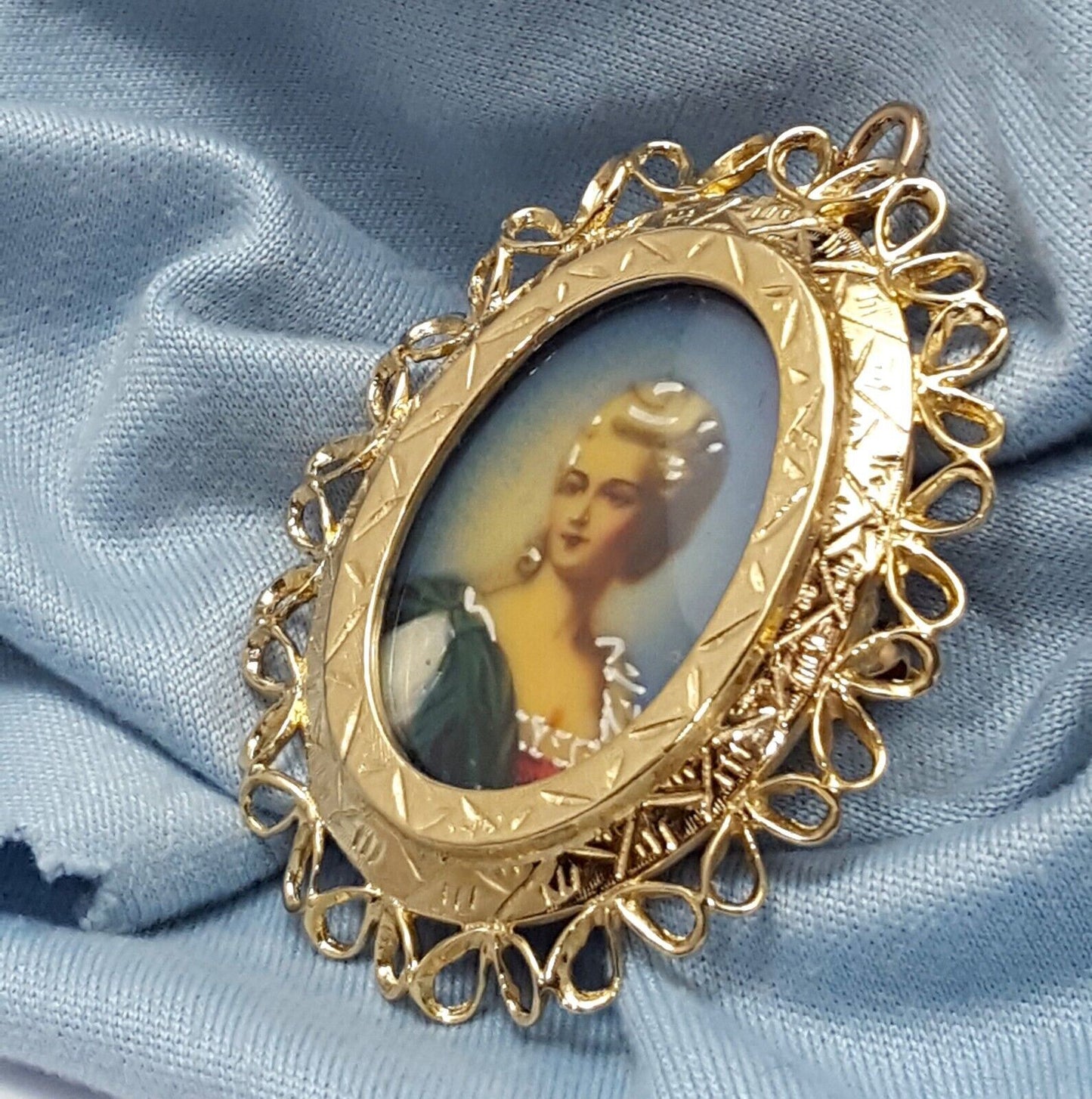 Vintage Victorian 14K Solid Yellow Gold Designer Enamel Brooch Pin Charm Pendant