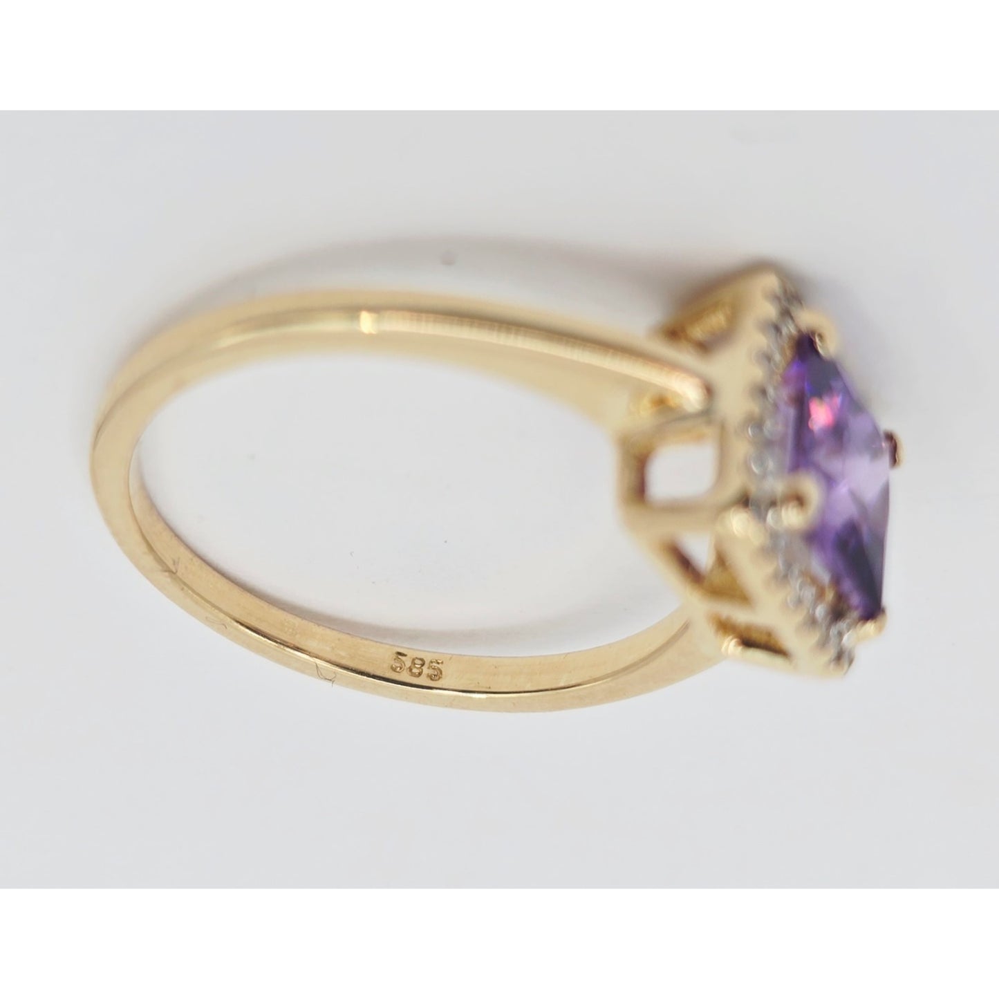 14K Yellow Gold Diamond & Purple Crystal Ring
