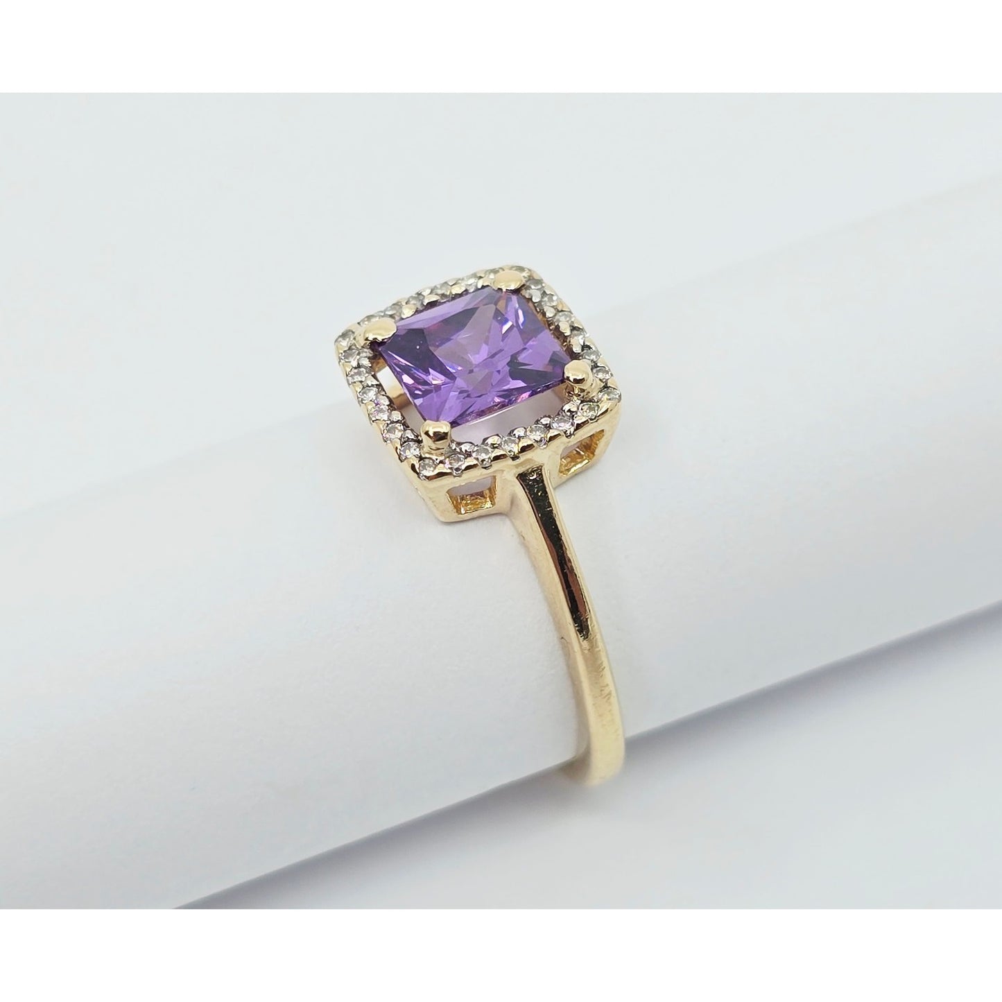 14K Yellow Gold Diamond & Purple Crystal Ring