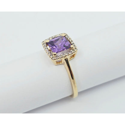 14K Yellow Gold Diamond & Purple Crystal Ring