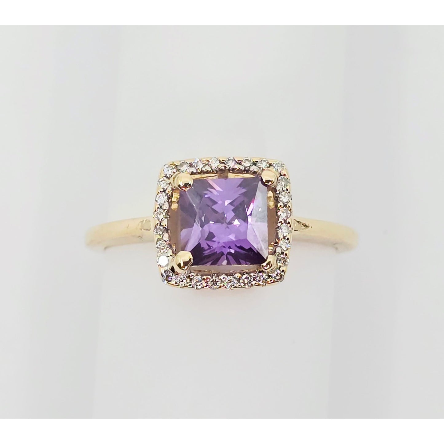 14K Yellow Gold Diamond & Purple Crystal Ring