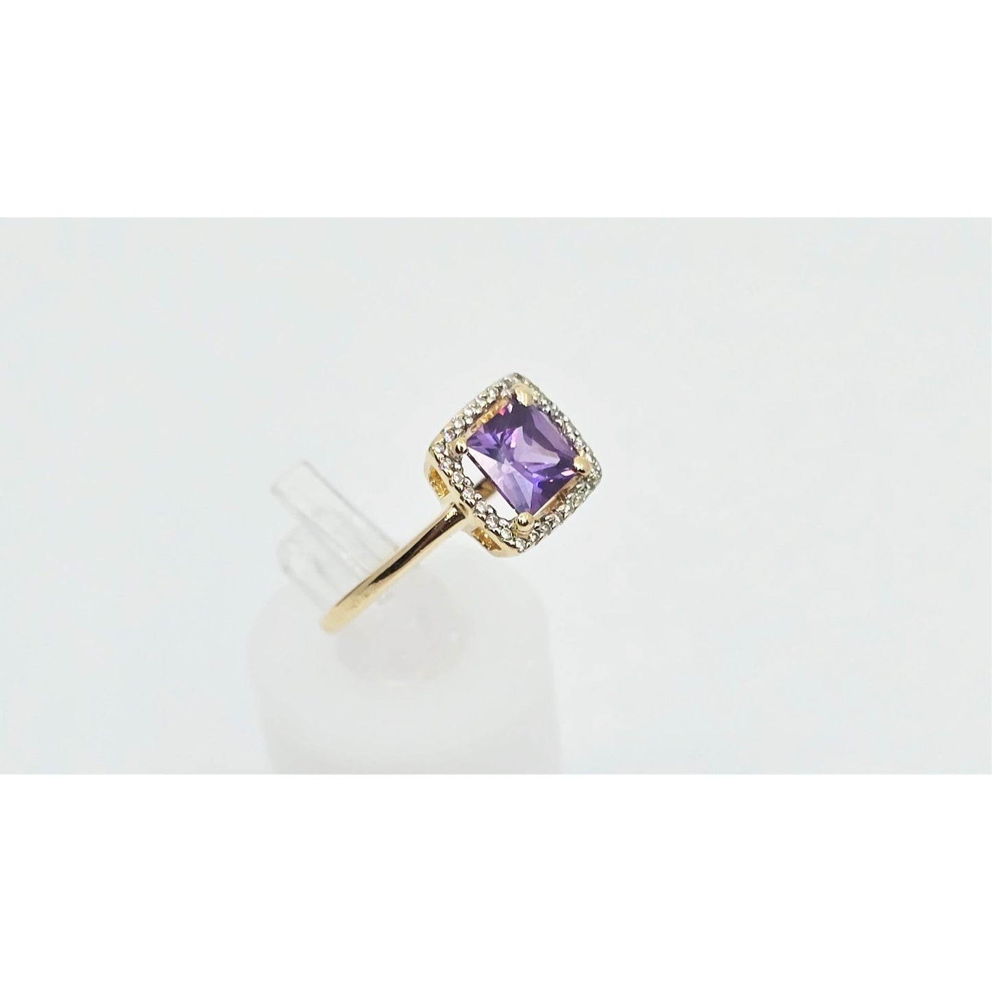 14K Yellow Gold Diamond & Purple Crystal Ring