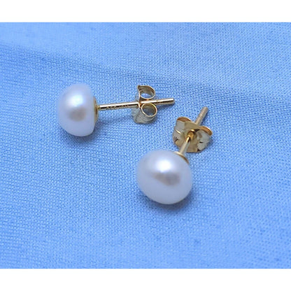 10K Yellow Gold Round Pearl Stud Earrings