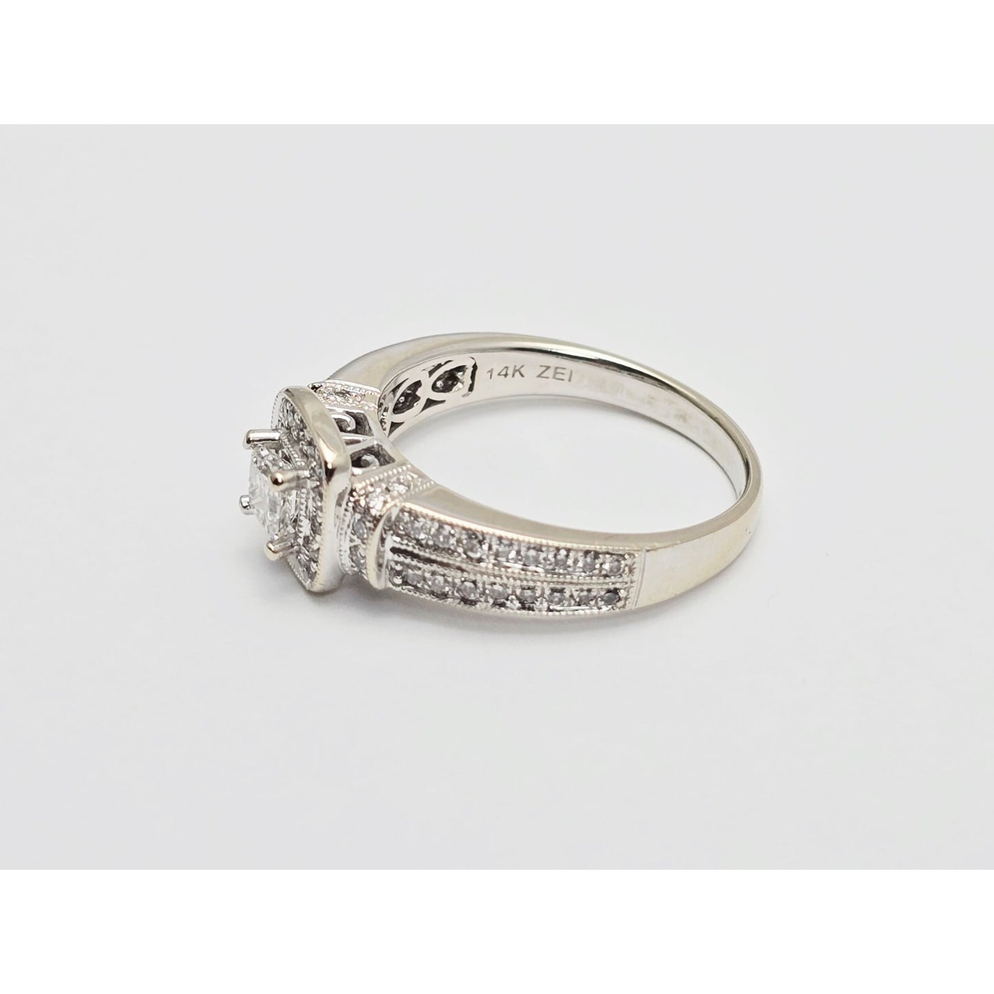 14K White Gold Ladies Diamond Halo Engagement Ring