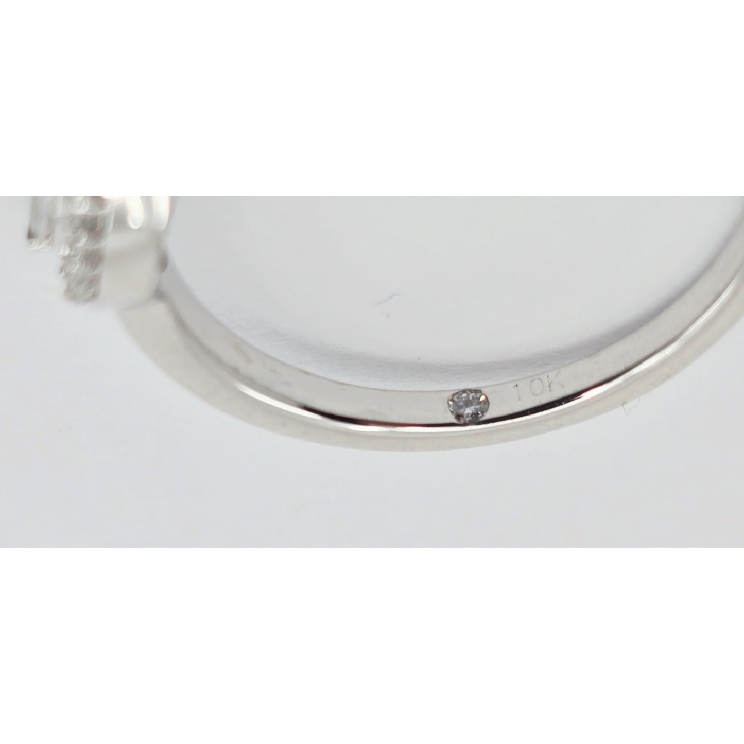 10K White Gold Round & Marquise Cut Diamond Ring