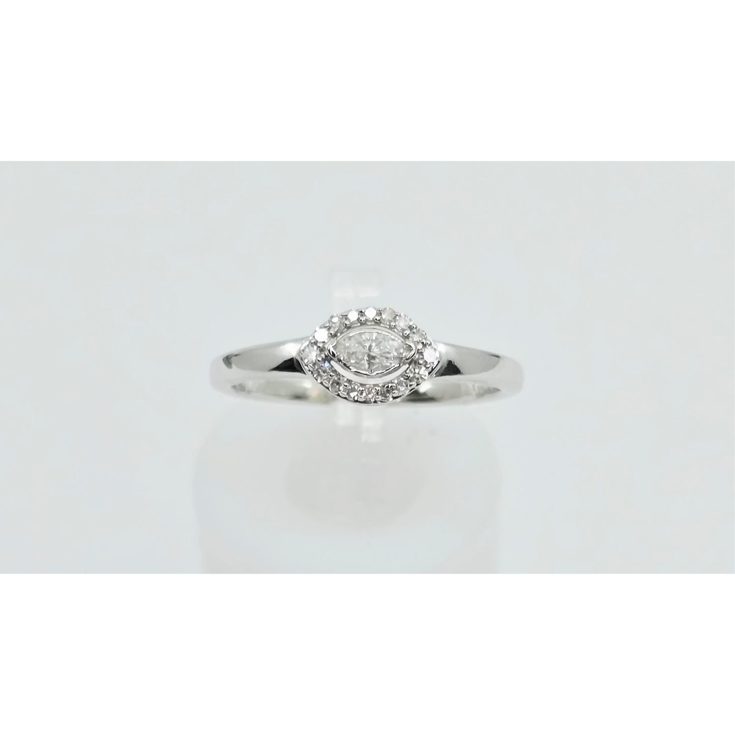 10K White Gold Round & Marquise Cut Diamond Ring