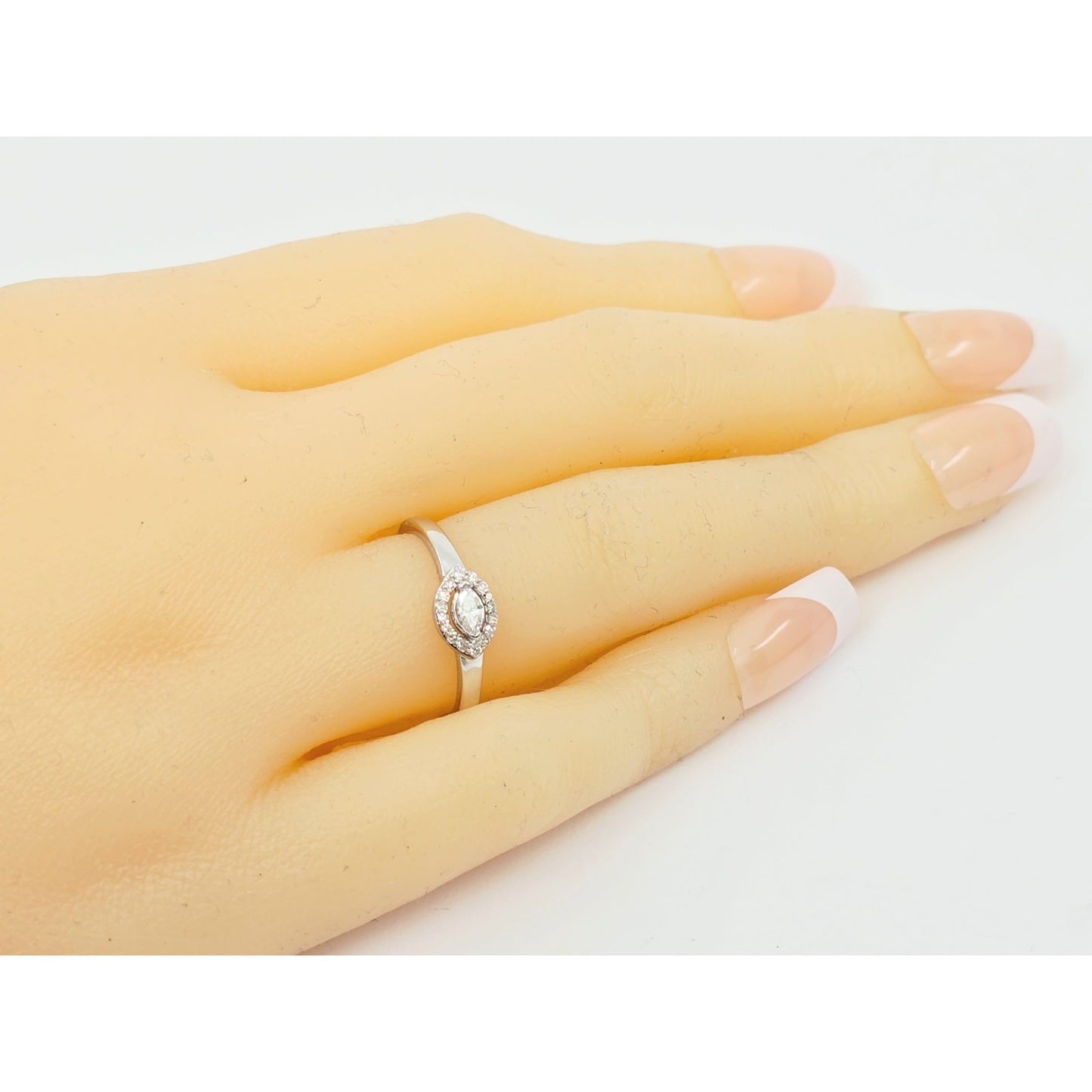 10K White Gold Round & Marquise Cut Diamond Ring