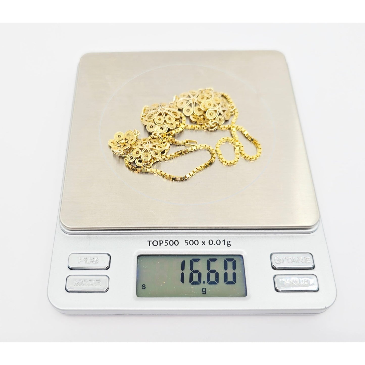 14K Yellow Gold Box Link Graduated Flower Chain Necklace