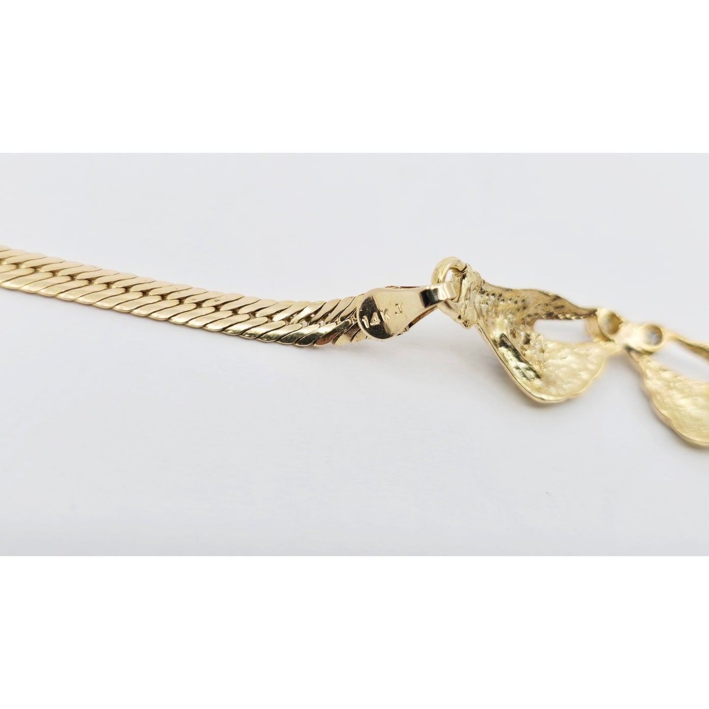 14K Yellow Gold Herringbone Hand Motif CZ Bracelet