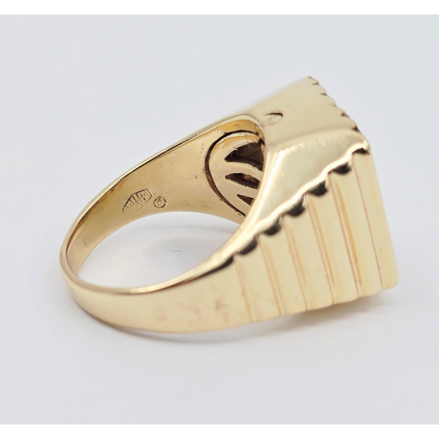 14K Yellow Gold Rotating Floating Moving Table Diamond & Onyx Ring