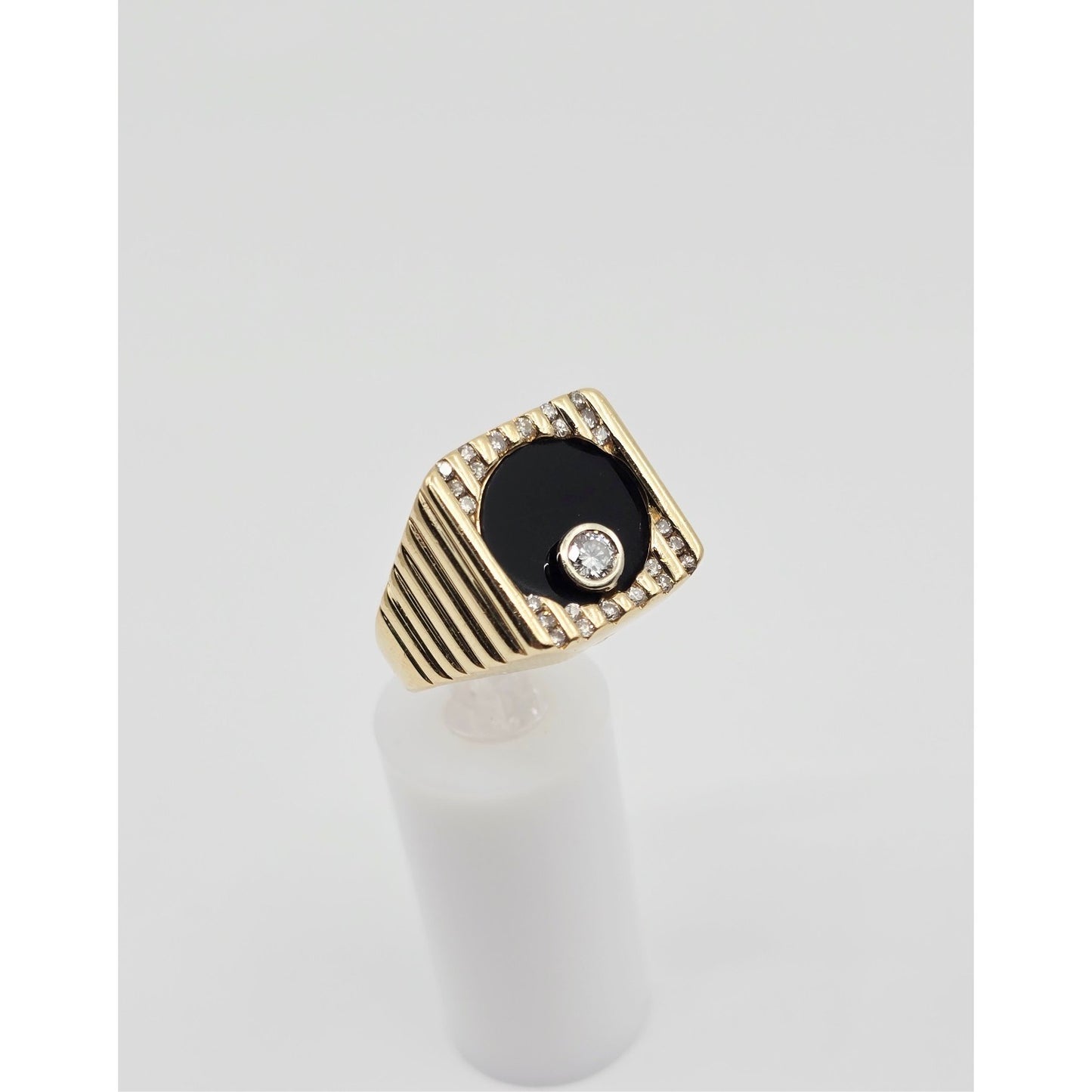 14K Yellow Gold Rotating Floating Moving Table Diamond & Onyx Ring