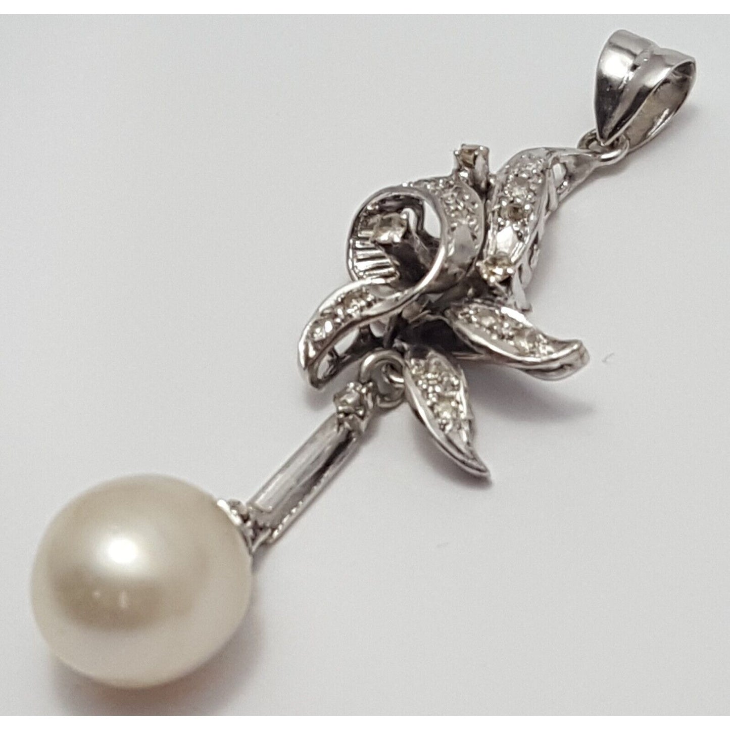 14K Solid White Gold Pearl & Diamond Drop Dangle Charm Pendant