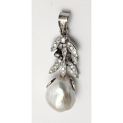 18K Solid White Gold Pearl & Diamond Drop Dangle Charm Pendant