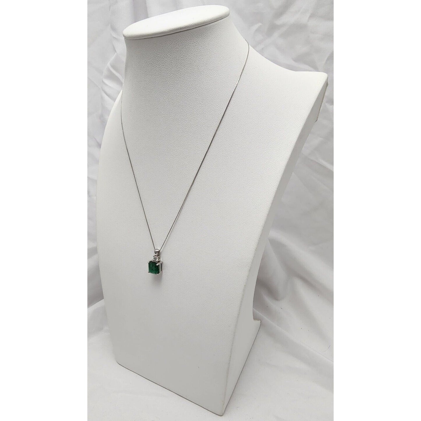 14K White Gold Emerald & Diamond Box Link Chain Necklace