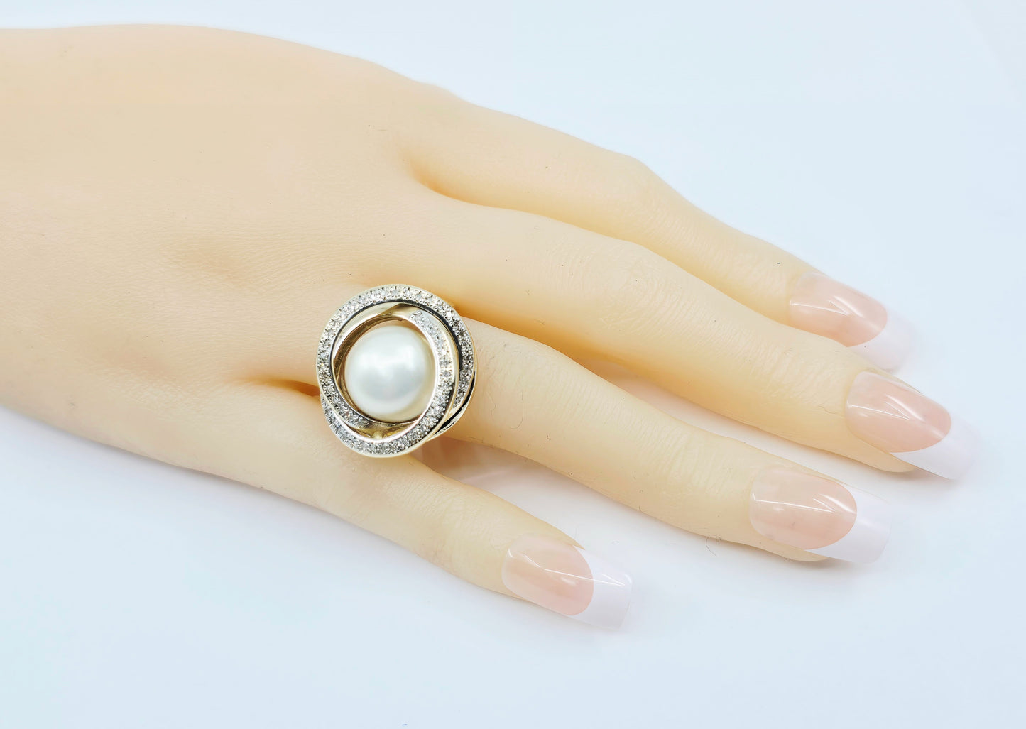 14K Yellow Gold Pearl & Diamond Knot Swirl Ring