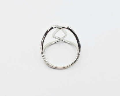 18k White Gold Interlaced Criss Cross Diamond Ring