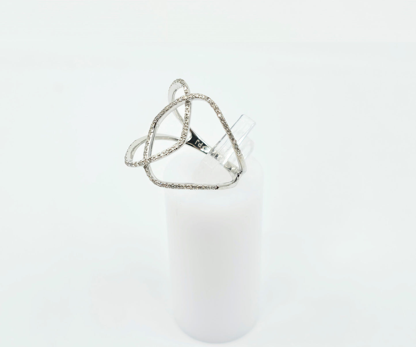 18k White Gold Interlaced Criss Cross Diamond Ring