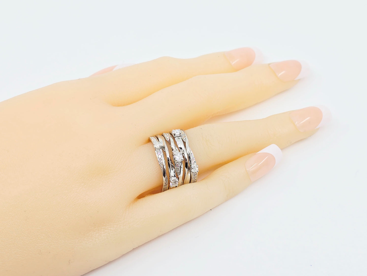 14K White Gold Interlocking Diamond Wide Band Ring
