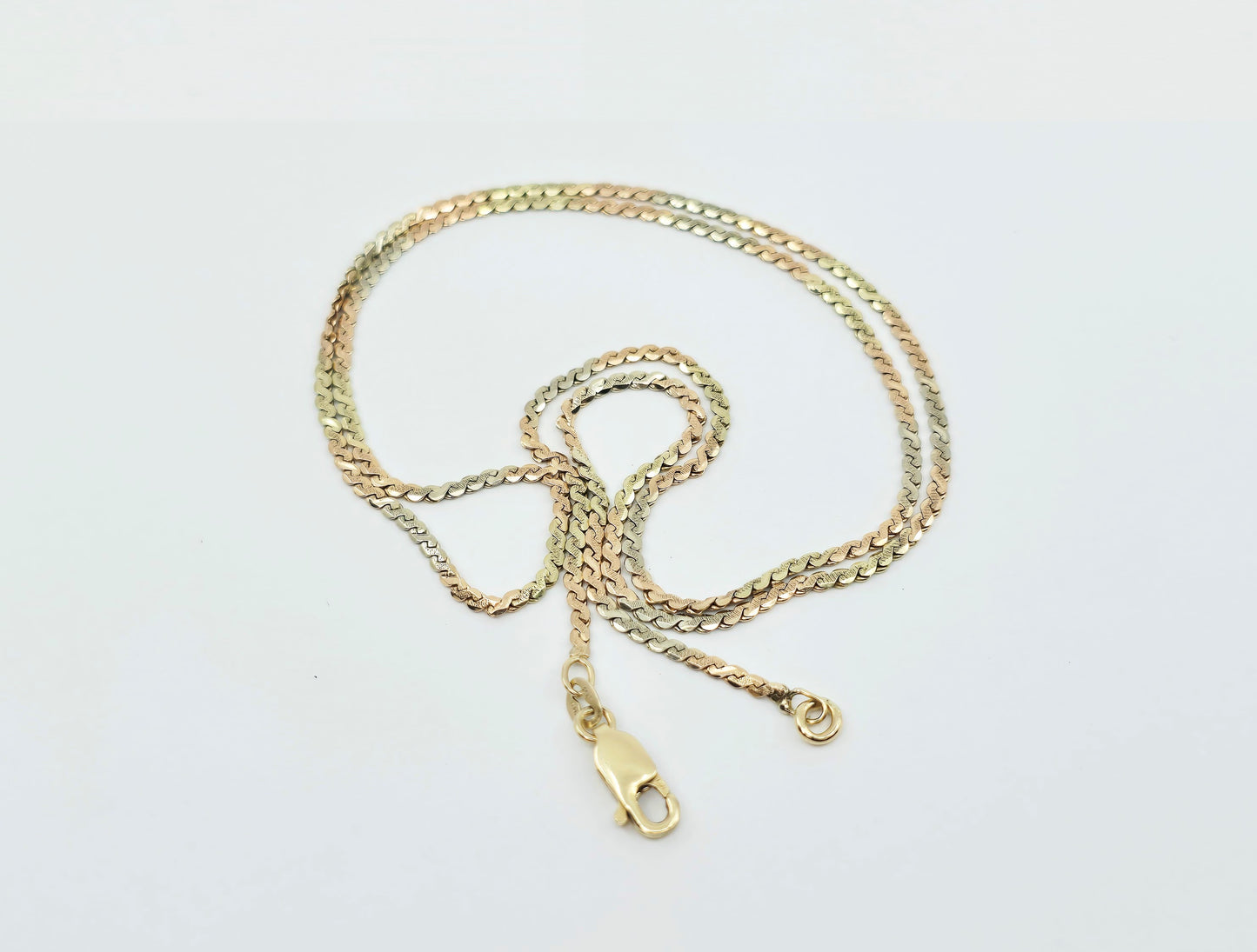 14K Tri Tone Gold Serpentine Link Chain Necklace