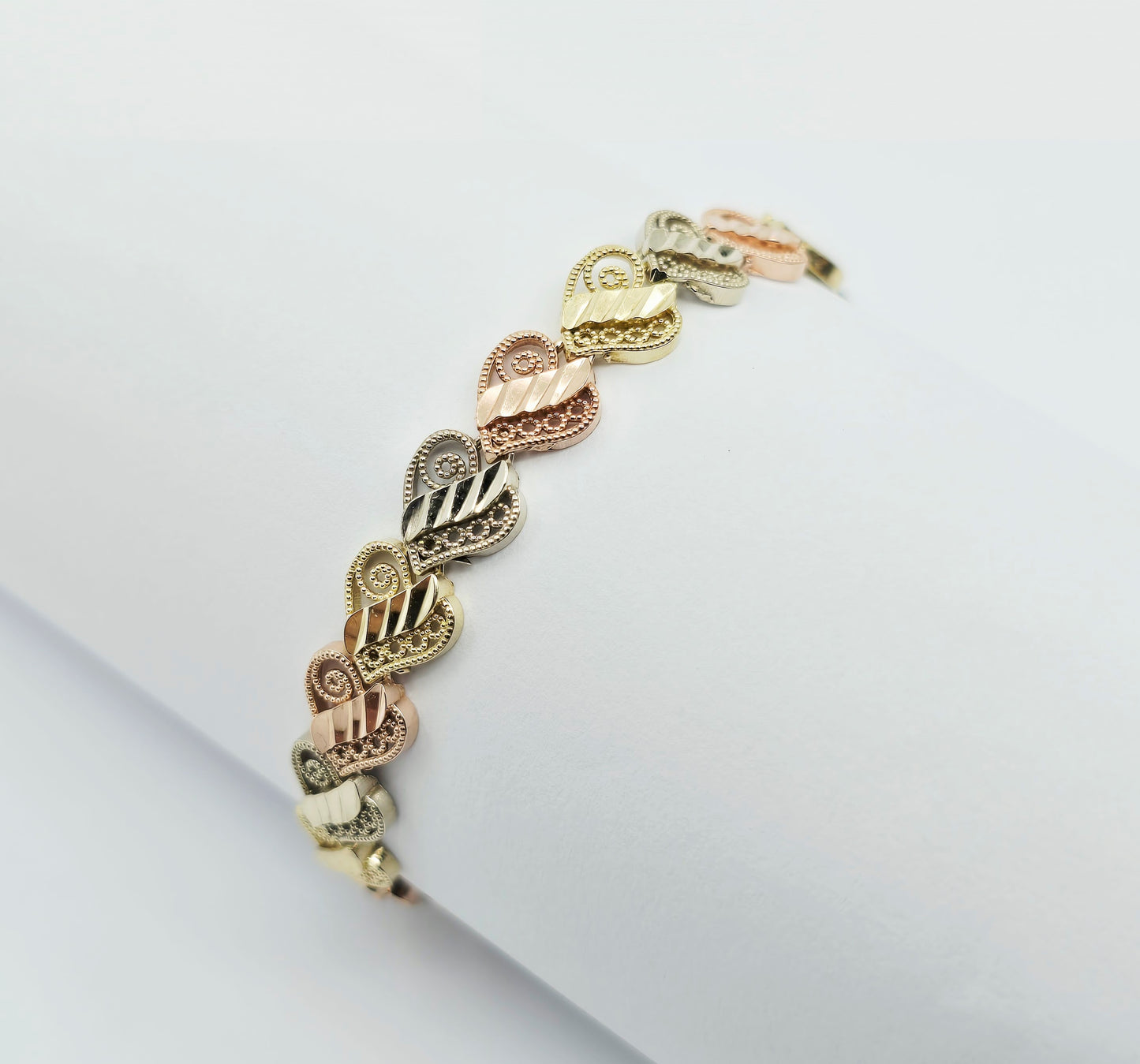 14K Tri Tone Gold Heart Shaped Link Baby Bracelet