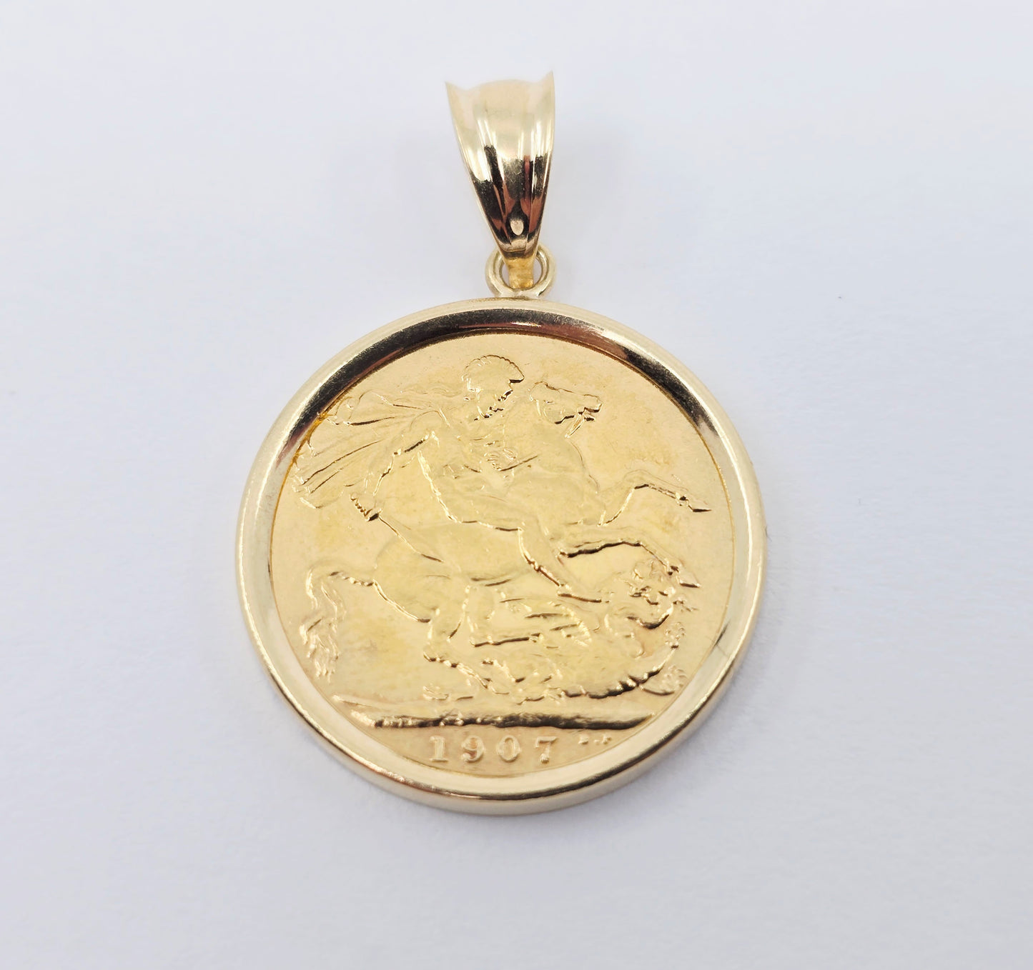 1907 United Kingdom Gold Sovereign Coin London King Edward VII Charm Pendant
