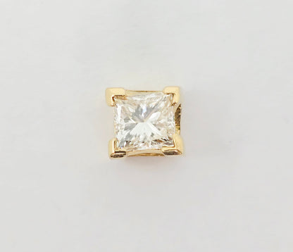 18K Yellow Gold Single Princess Cut White Diamond Stud Earring