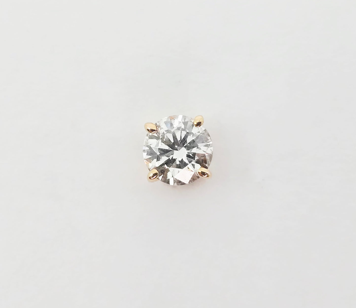 Single 14K Yellow Gold Round Cut Diamond Stud Earring