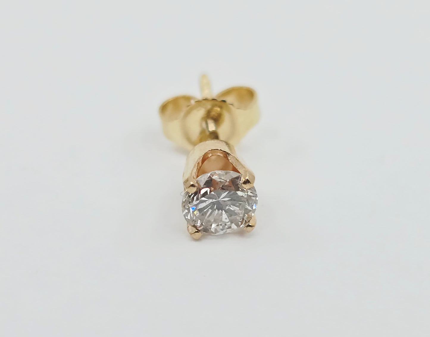 Single 14K Yellow Gold Round Cut Diamond Stud Earring