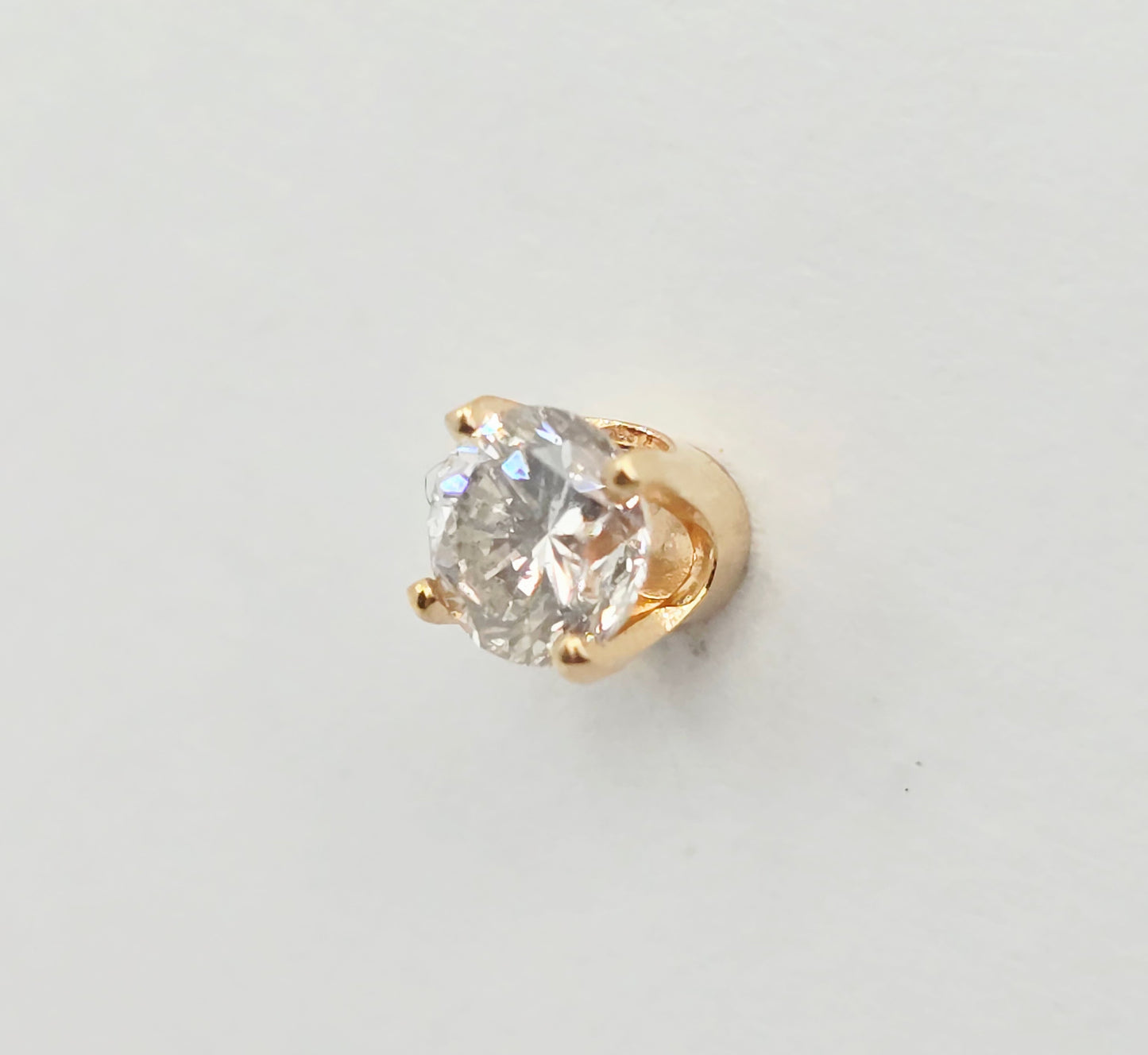 Single 14K Yellow Gold Round Cut Diamond Stud Earring