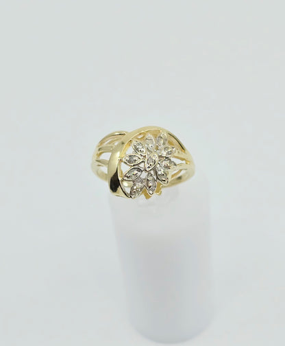 14K Yellow Gold Diamond Flower Ring