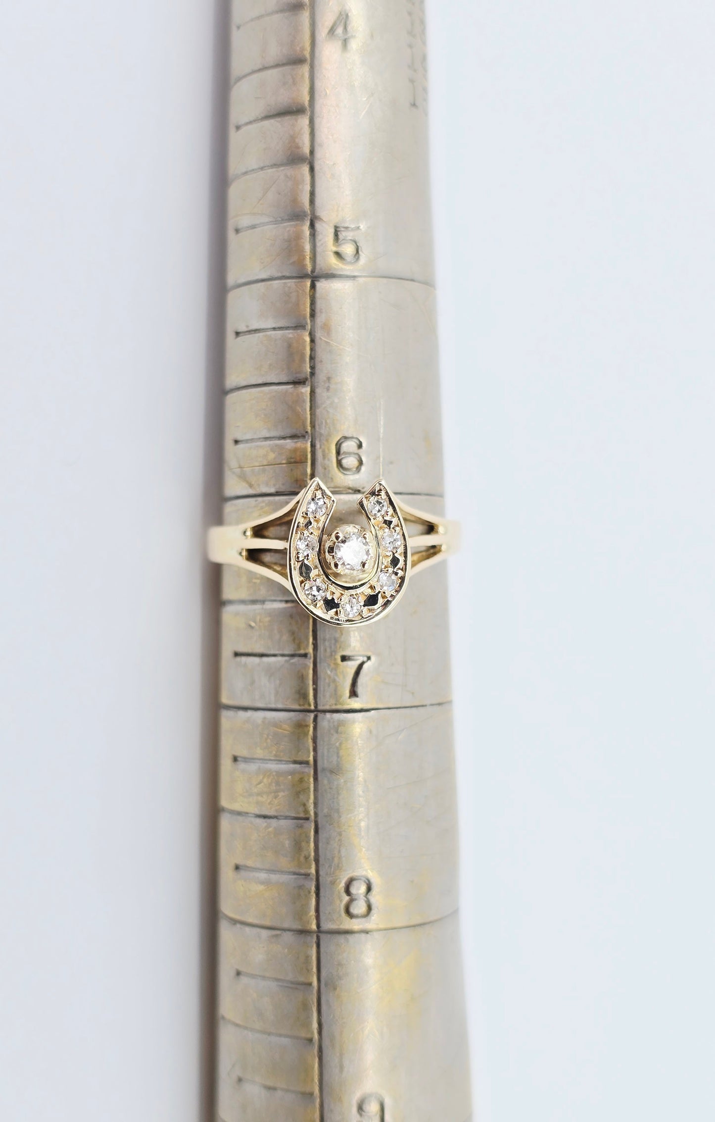 10K Yellow Gold Diamond Horse Shoe Ring