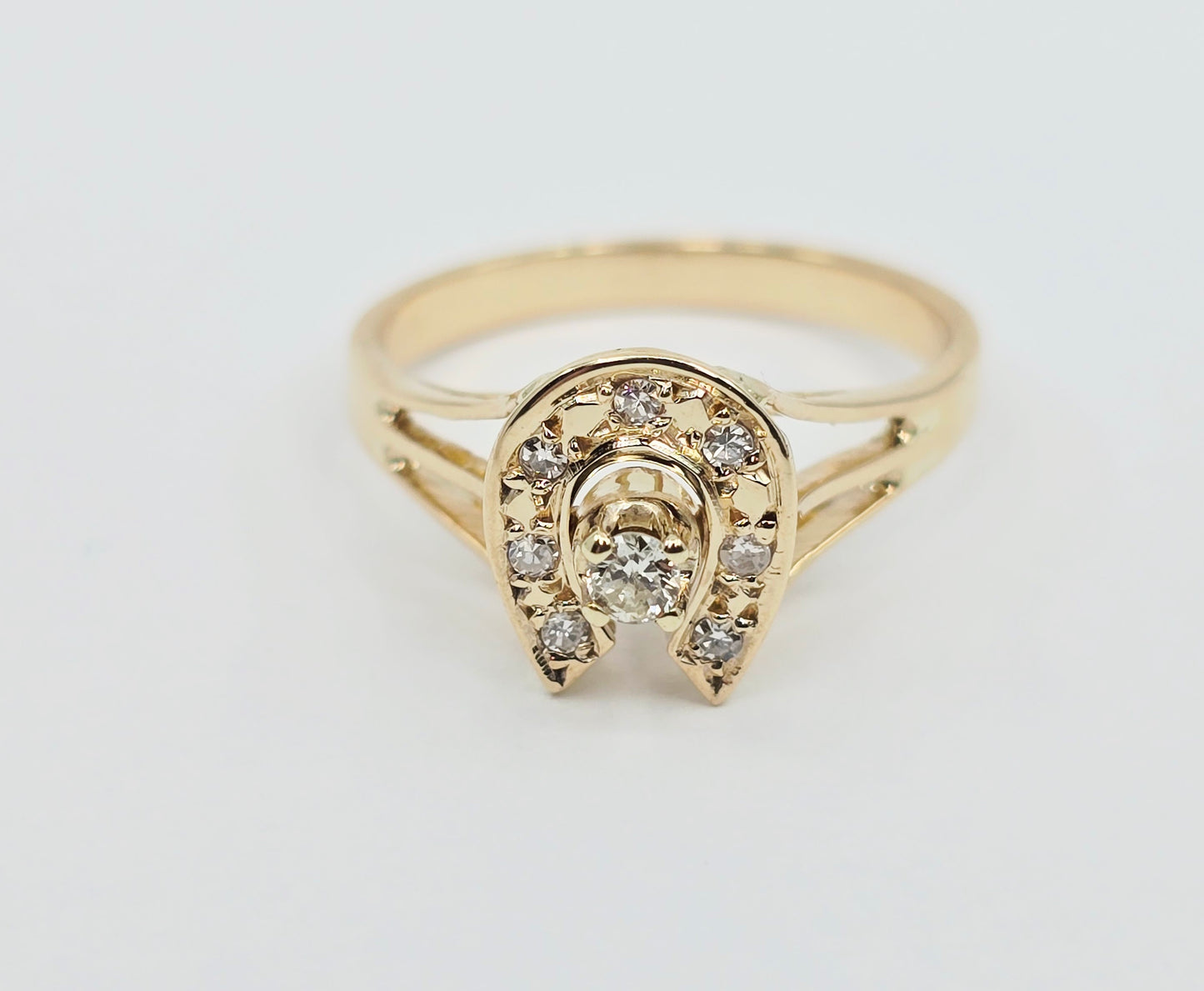 10K Yellow Gold Diamond Horse Shoe Ring