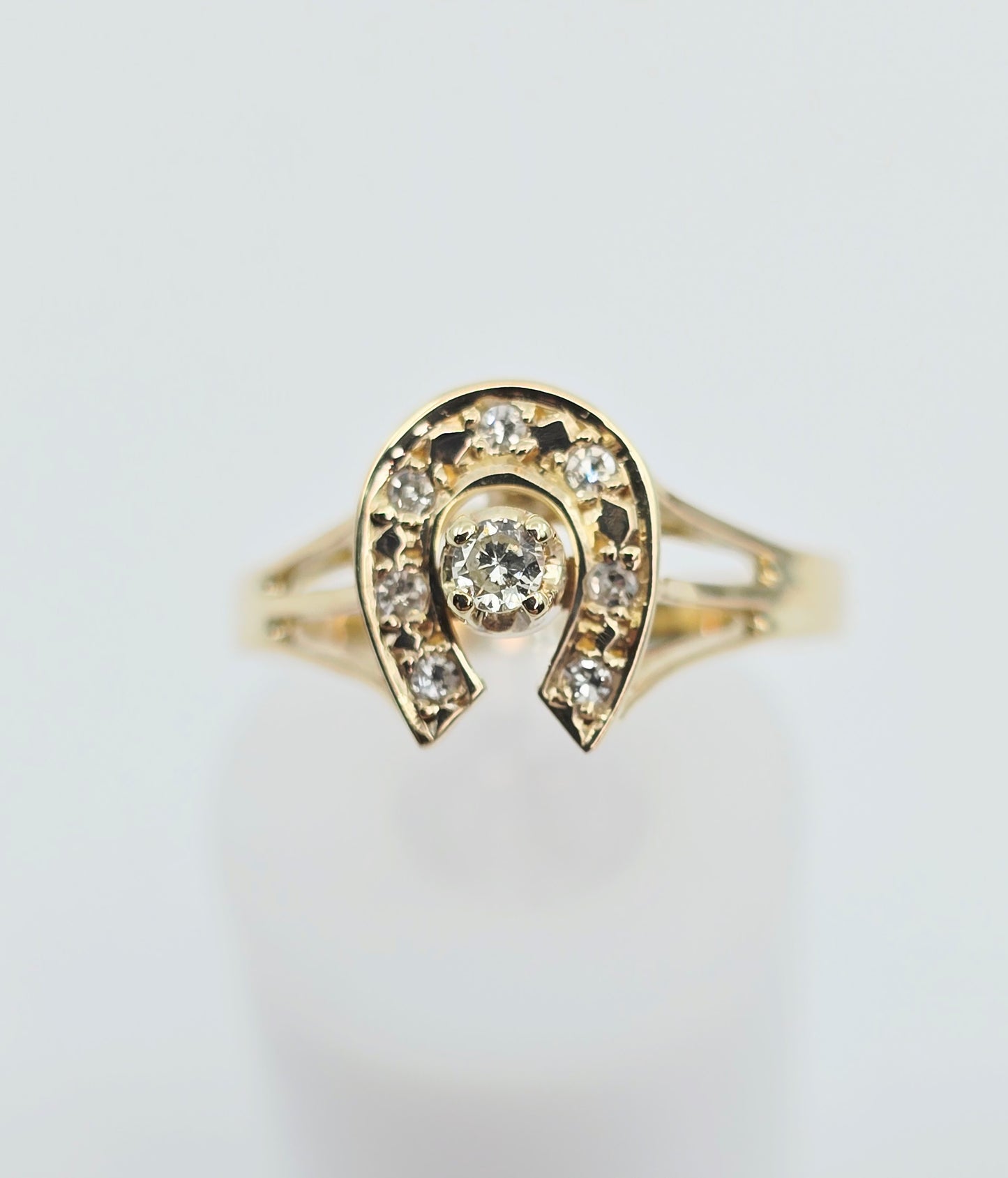10K Yellow Gold Diamond Horse Shoe Ring
