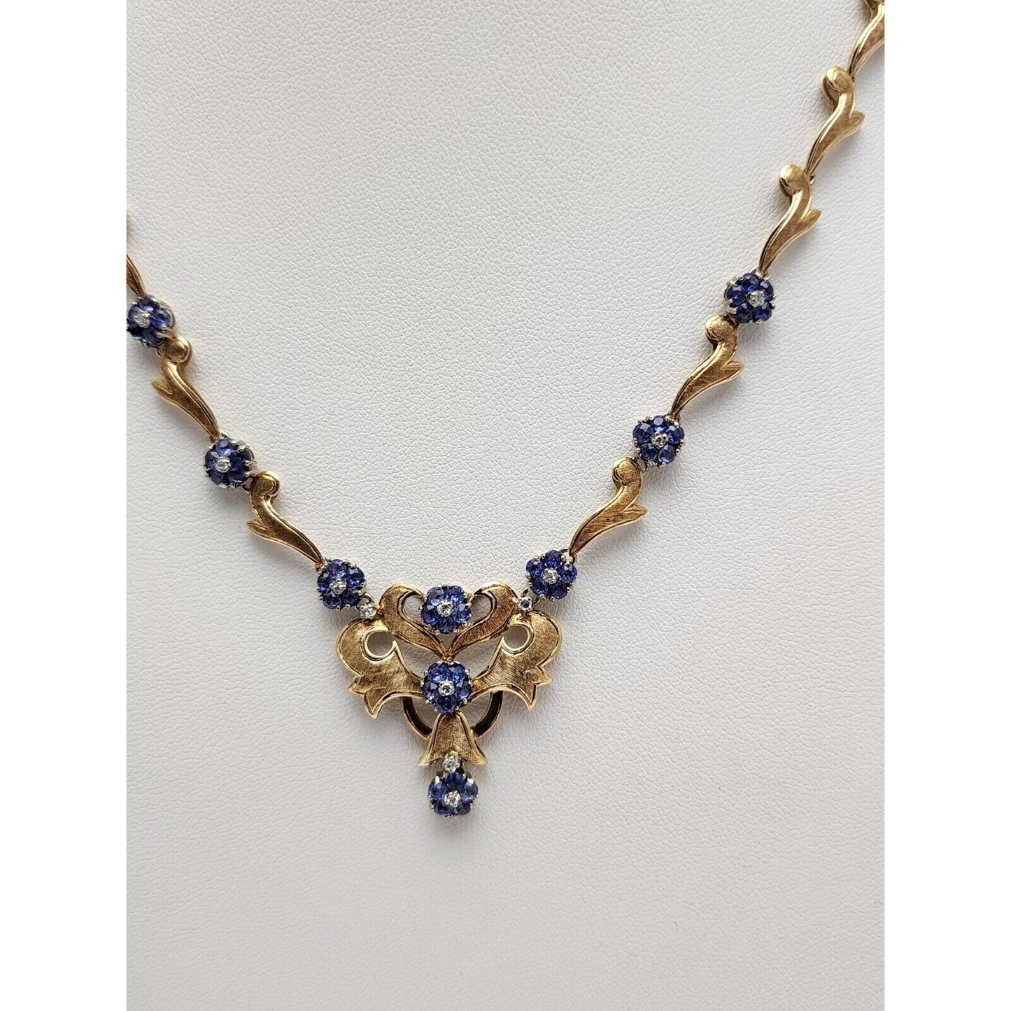 18K Yellow Gold Diamond & Sapphire Choker Chain Necklace