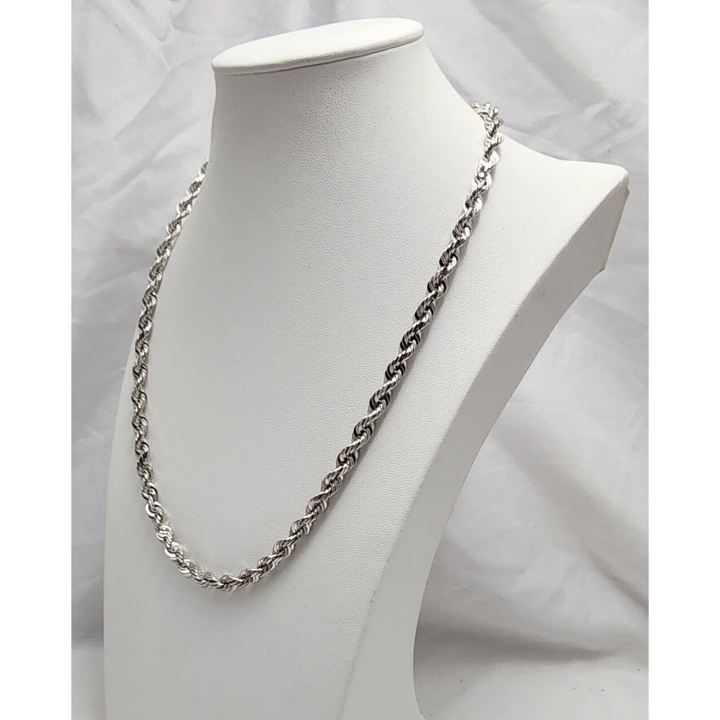 14K White Gold Rope Chain Necklace