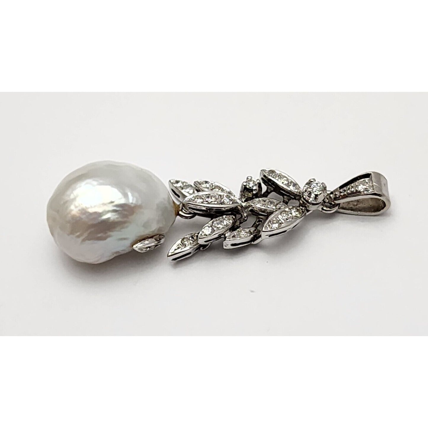 18K Solid White Gold Pearl & Diamond Drop Dangle Charm Pendant