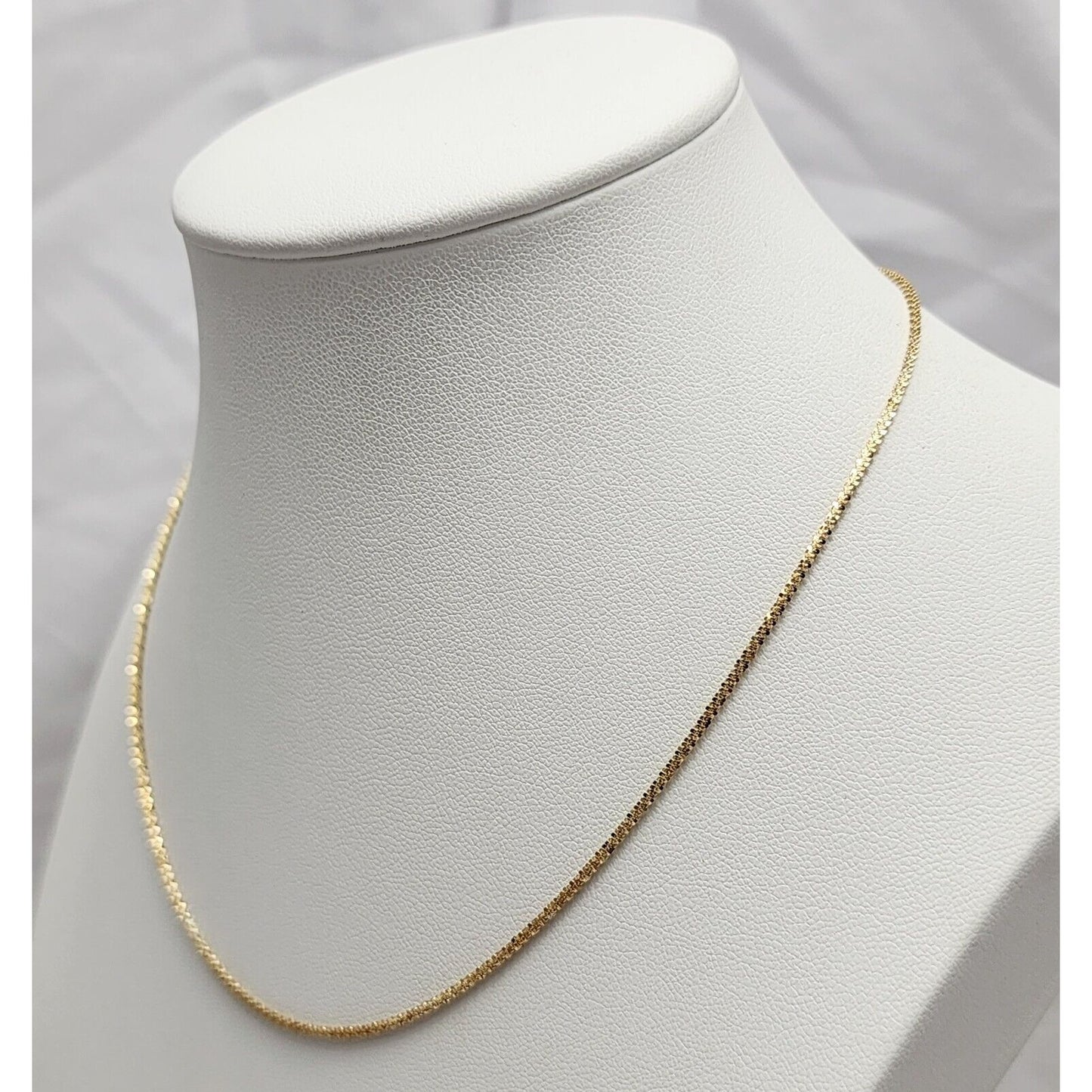 14K Yellow Gold Textured Mesh Chain Necklace