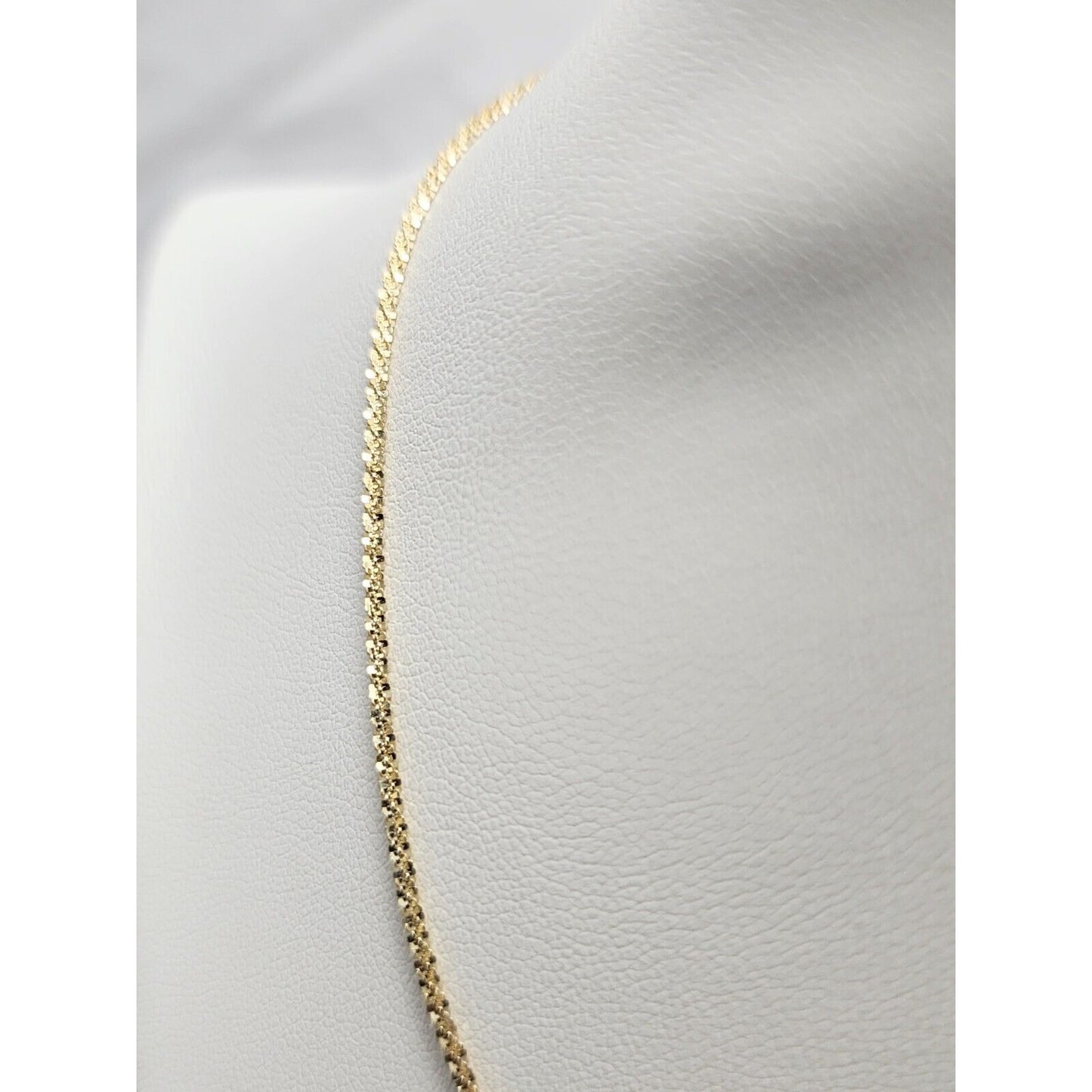 14K Yellow Gold Textured Mesh Chain Necklace