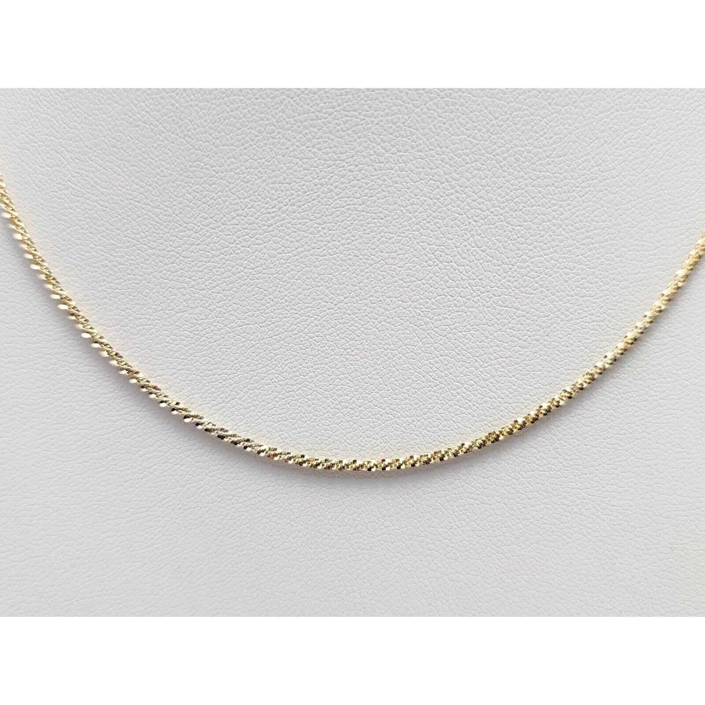 14K Yellow Gold Textured Mesh Chain Necklace