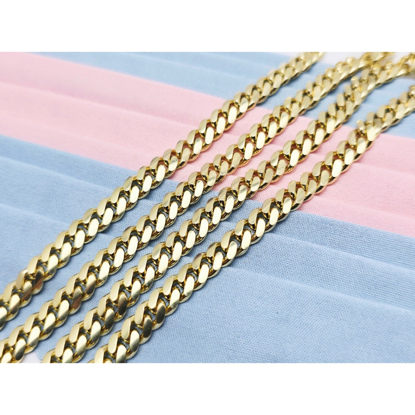 14K Yellow Gold Cuban Curb Link Chain Necklace