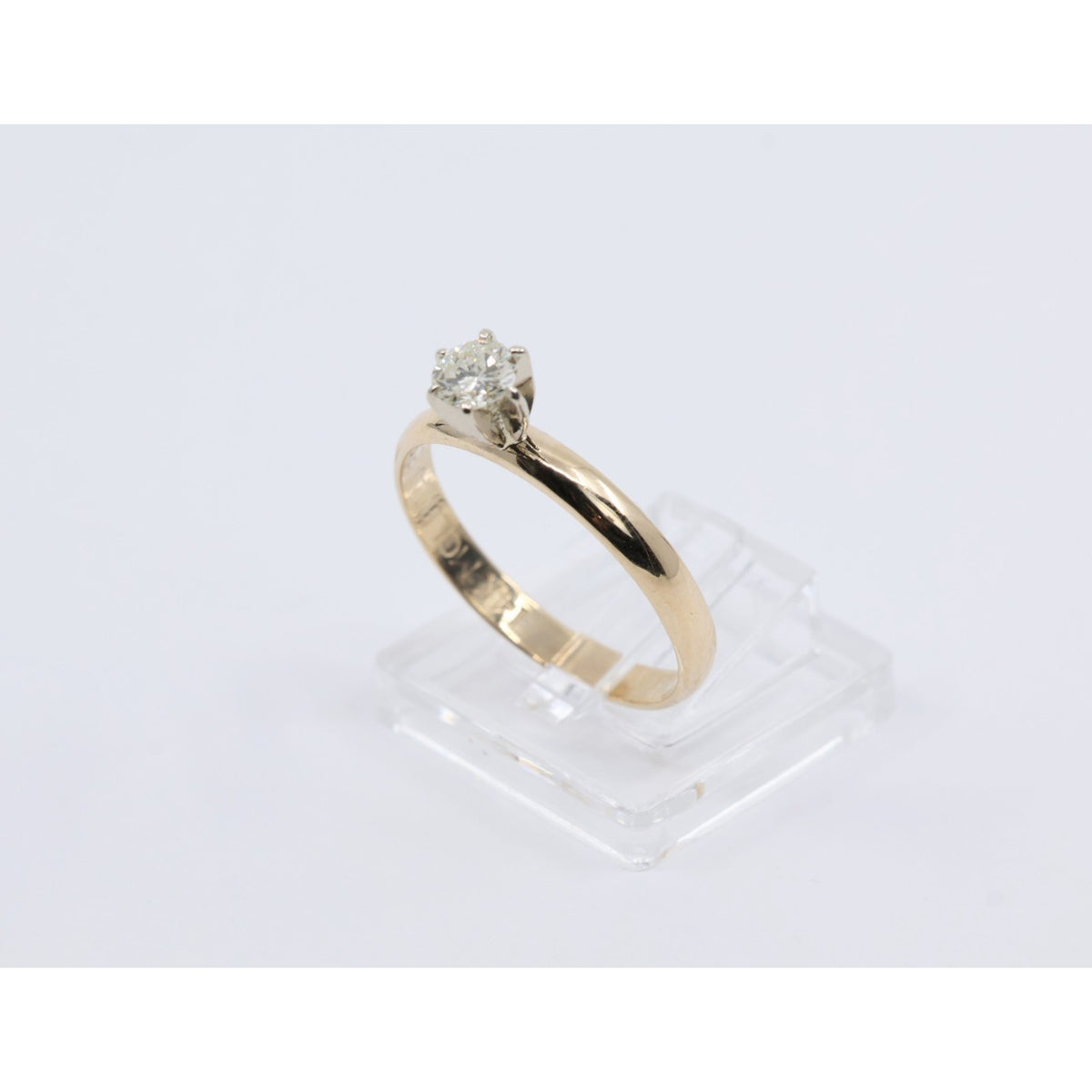 12K Yellow Gold Solitaire Diamond Engagement Ring