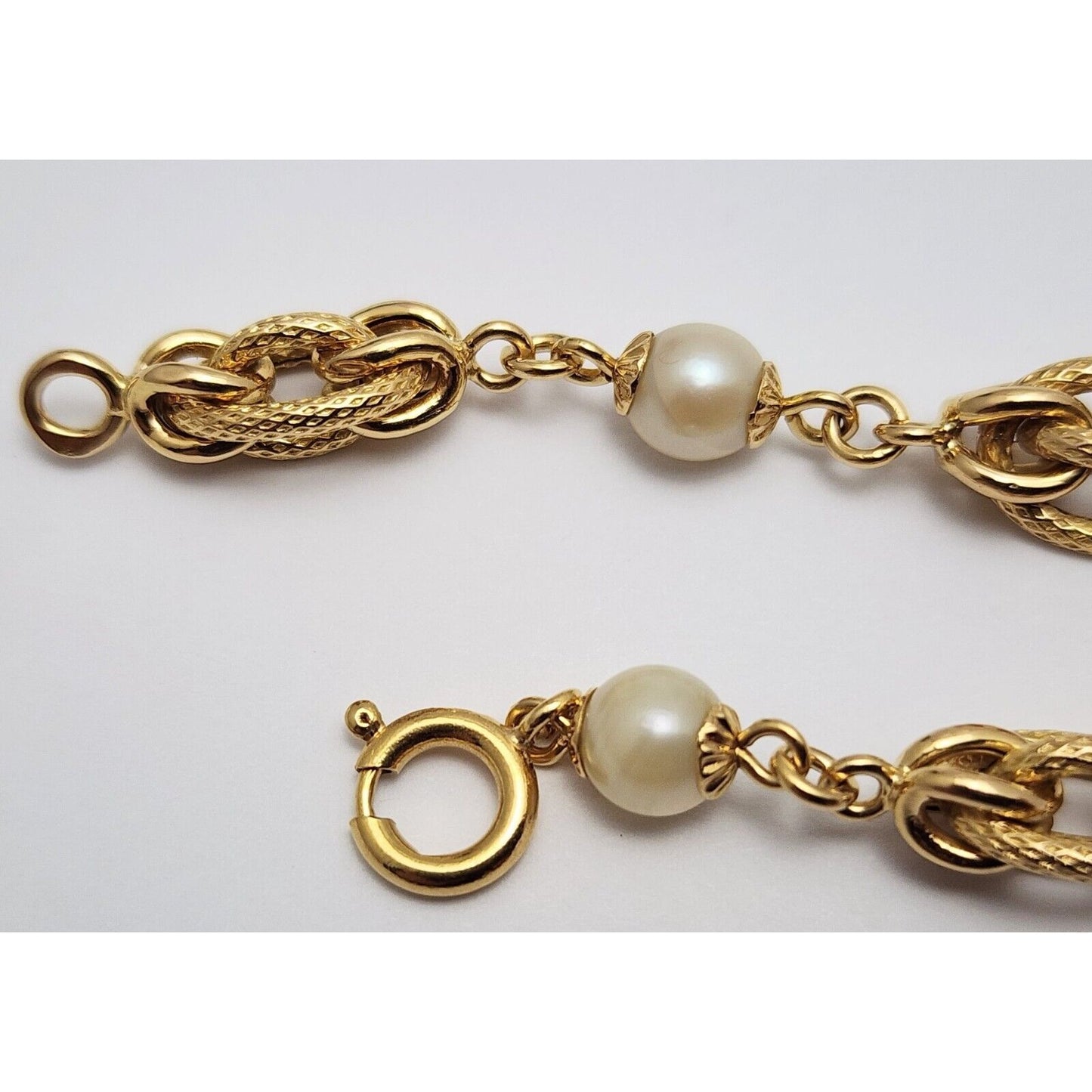 18K Yellow Gold Pearl Link Chain Necklace