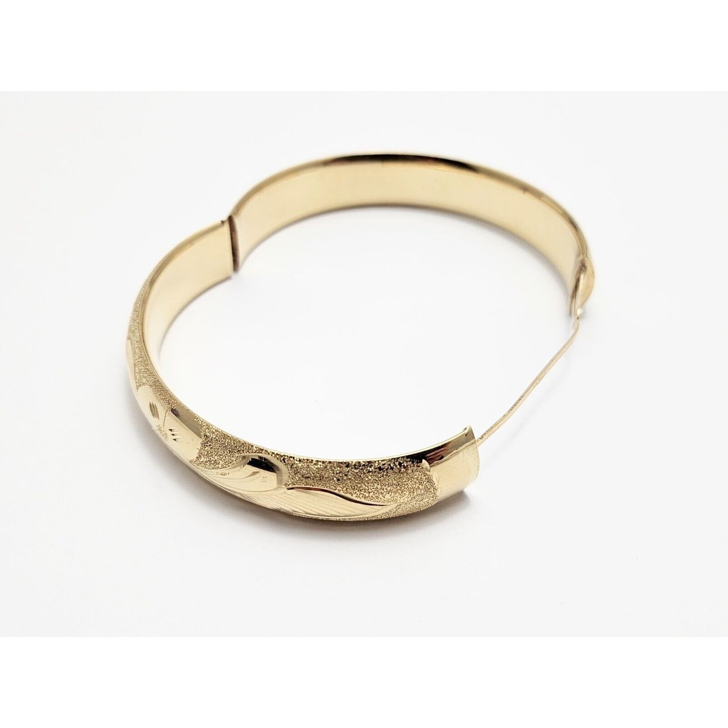 14K Yellow Gold Textured Floral Diamond Dust Bangle Bracelet